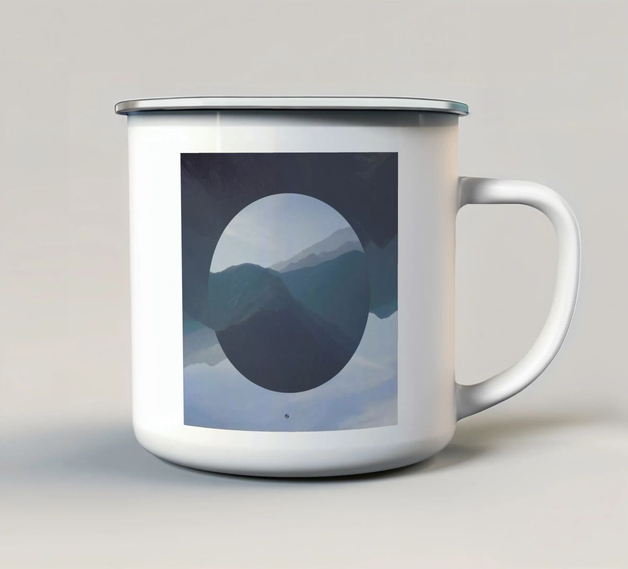 Redemption tazza in smalto da Nicolas Messaritis