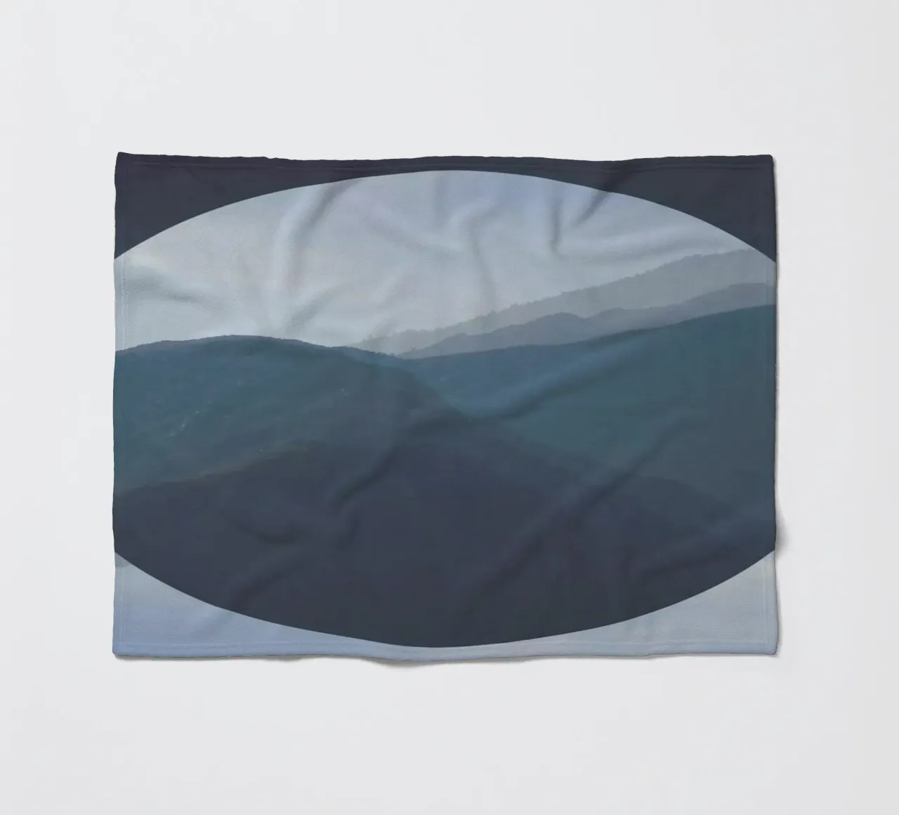 Redemption Fleecedecke von Nicolas Messaritis