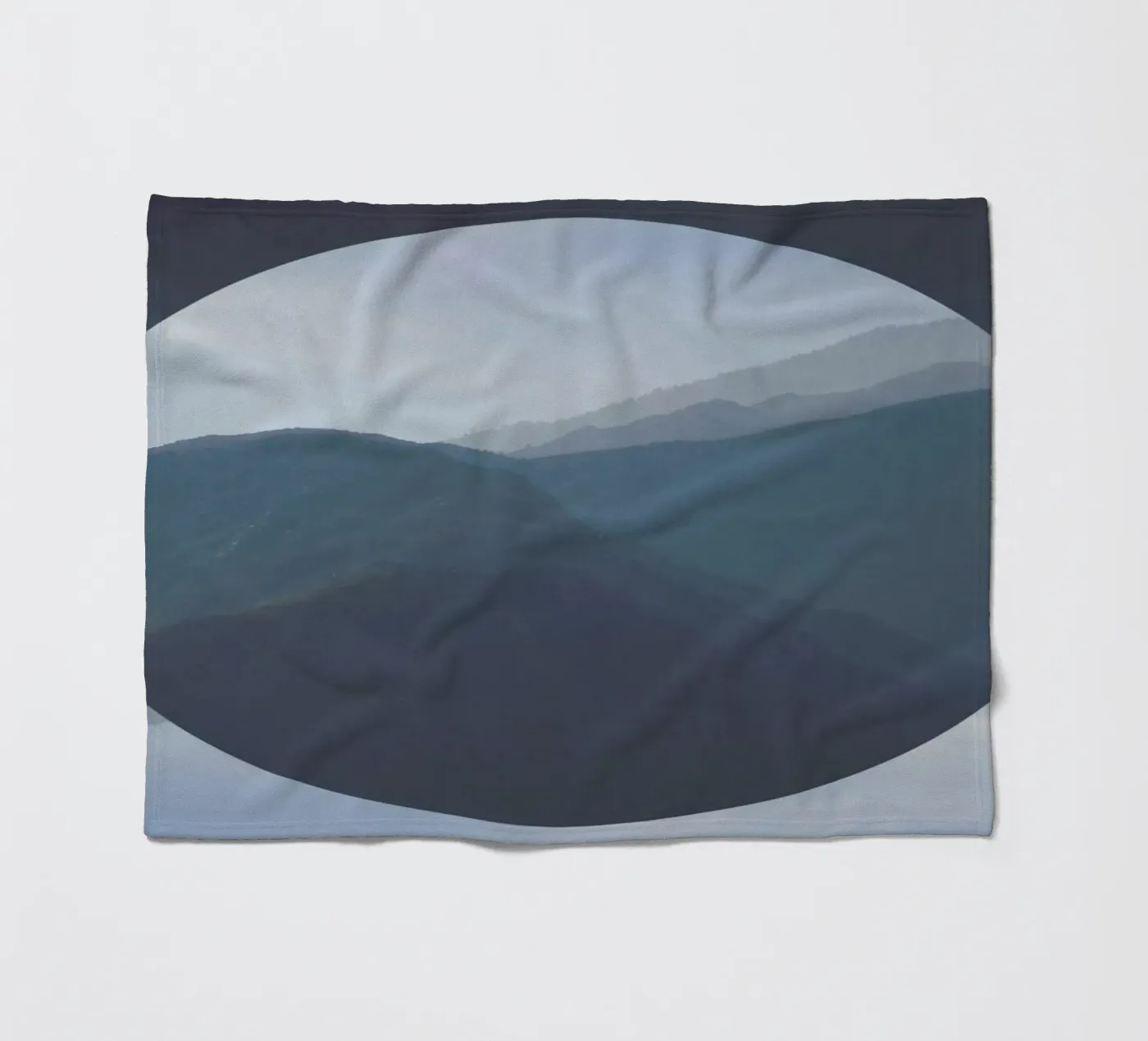 Redemption Fleecedecke von Nicolas Messaritis