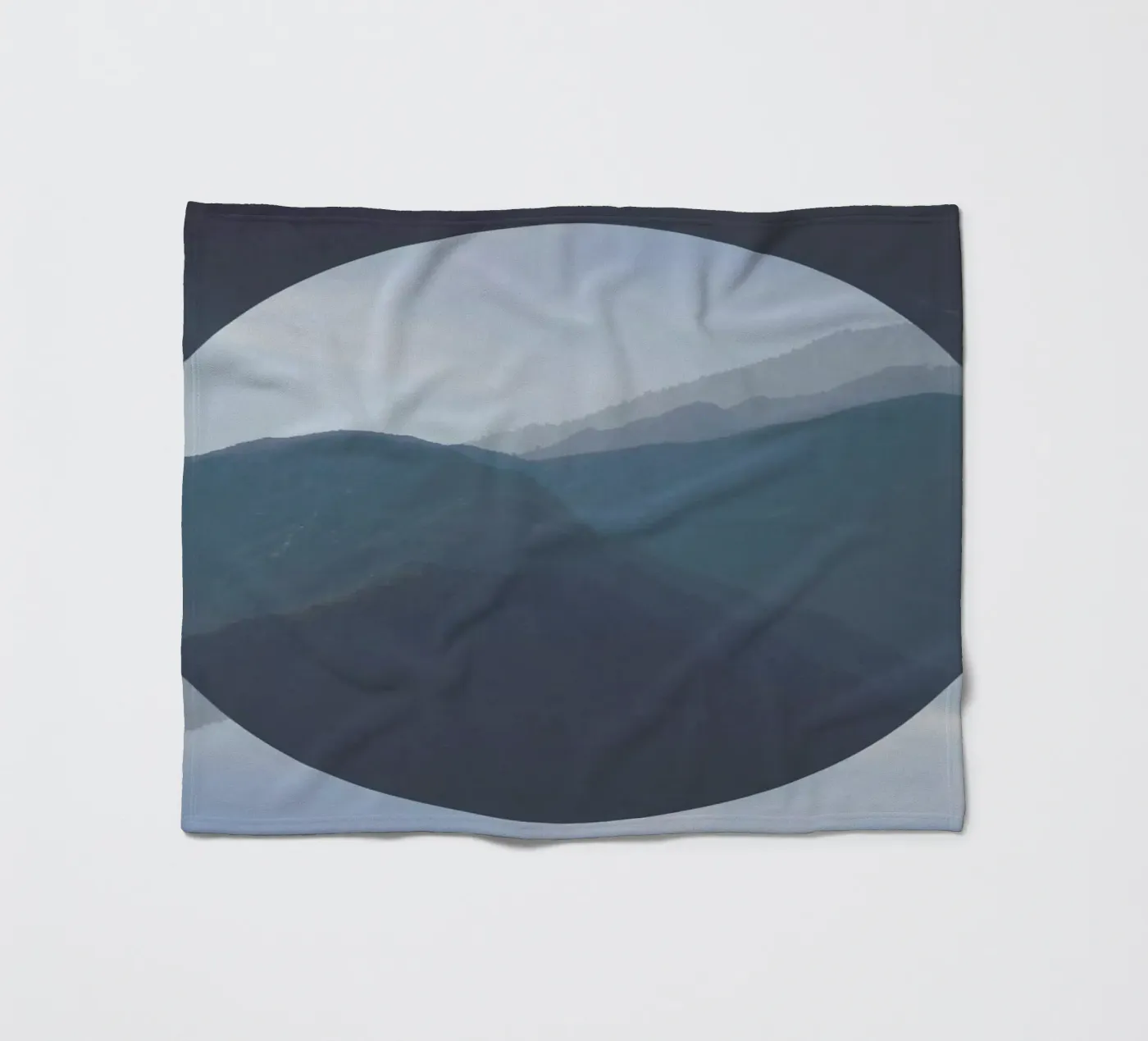 Redemption Fleecedecke von Nicolas Messaritis