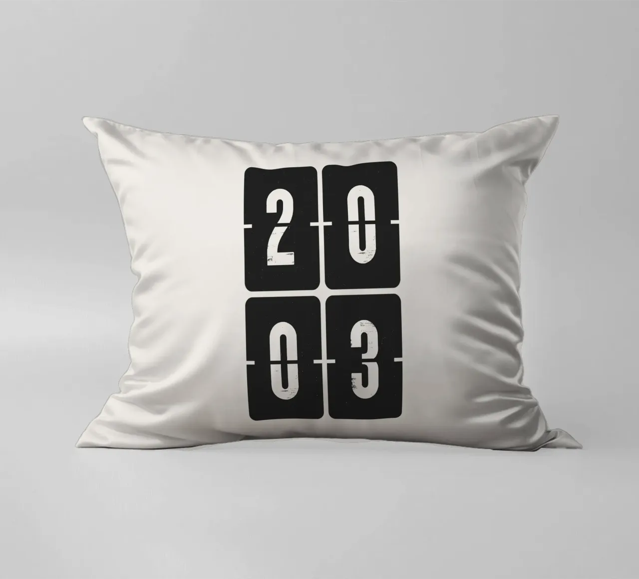 Année 2003 coussin de Vintagrafica