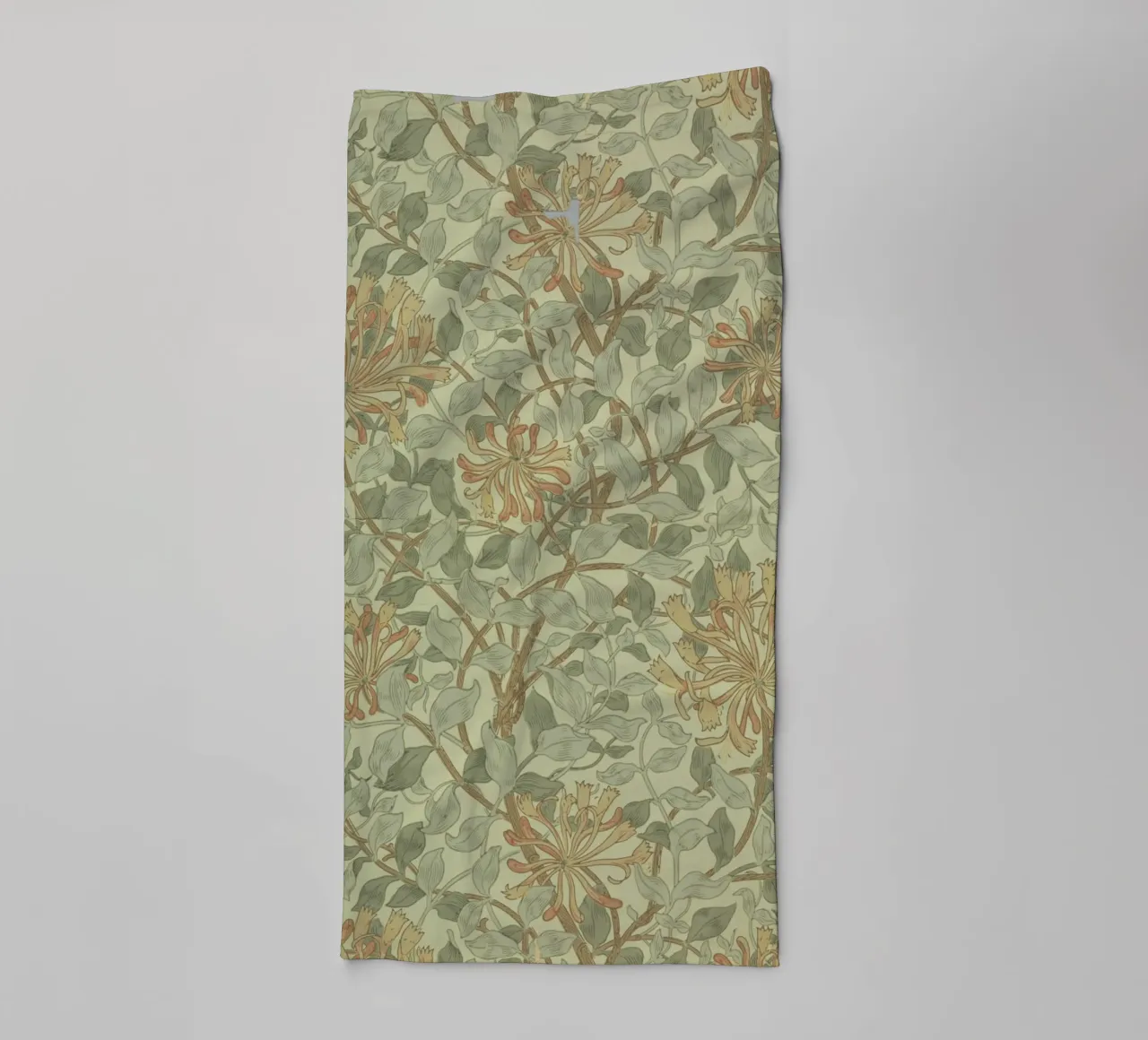 William Morris - Caprifoglio floreale asciugamano da bagno da William Store