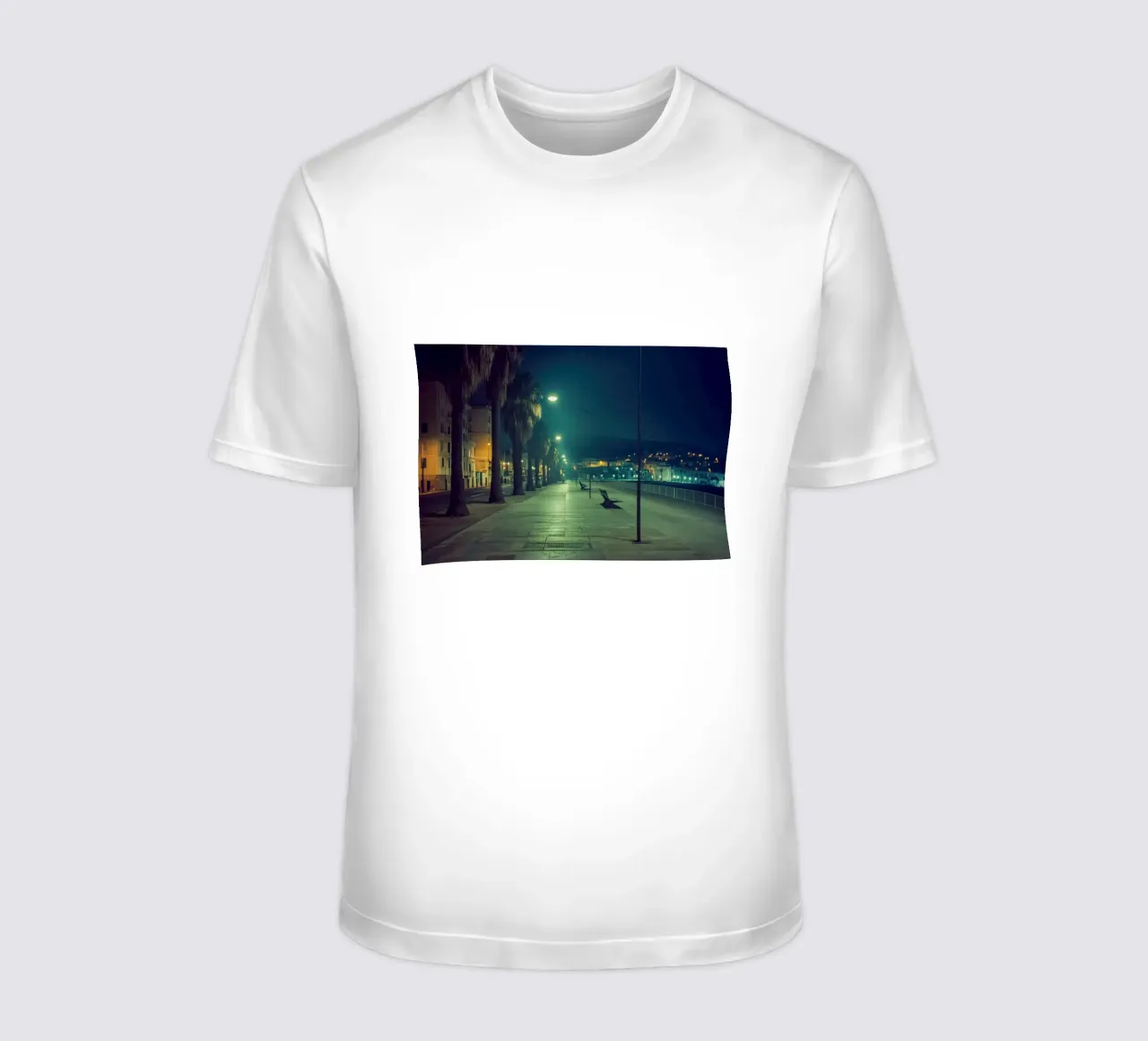 Ajaccio di notte - Promenade sous les palmiers t-shirt da By Night