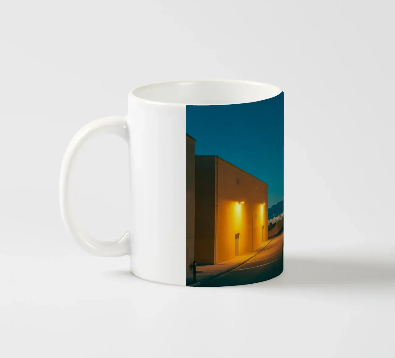 Ajaccio al tramonto - Luci e orizzonti tazza in ceramica da By Night