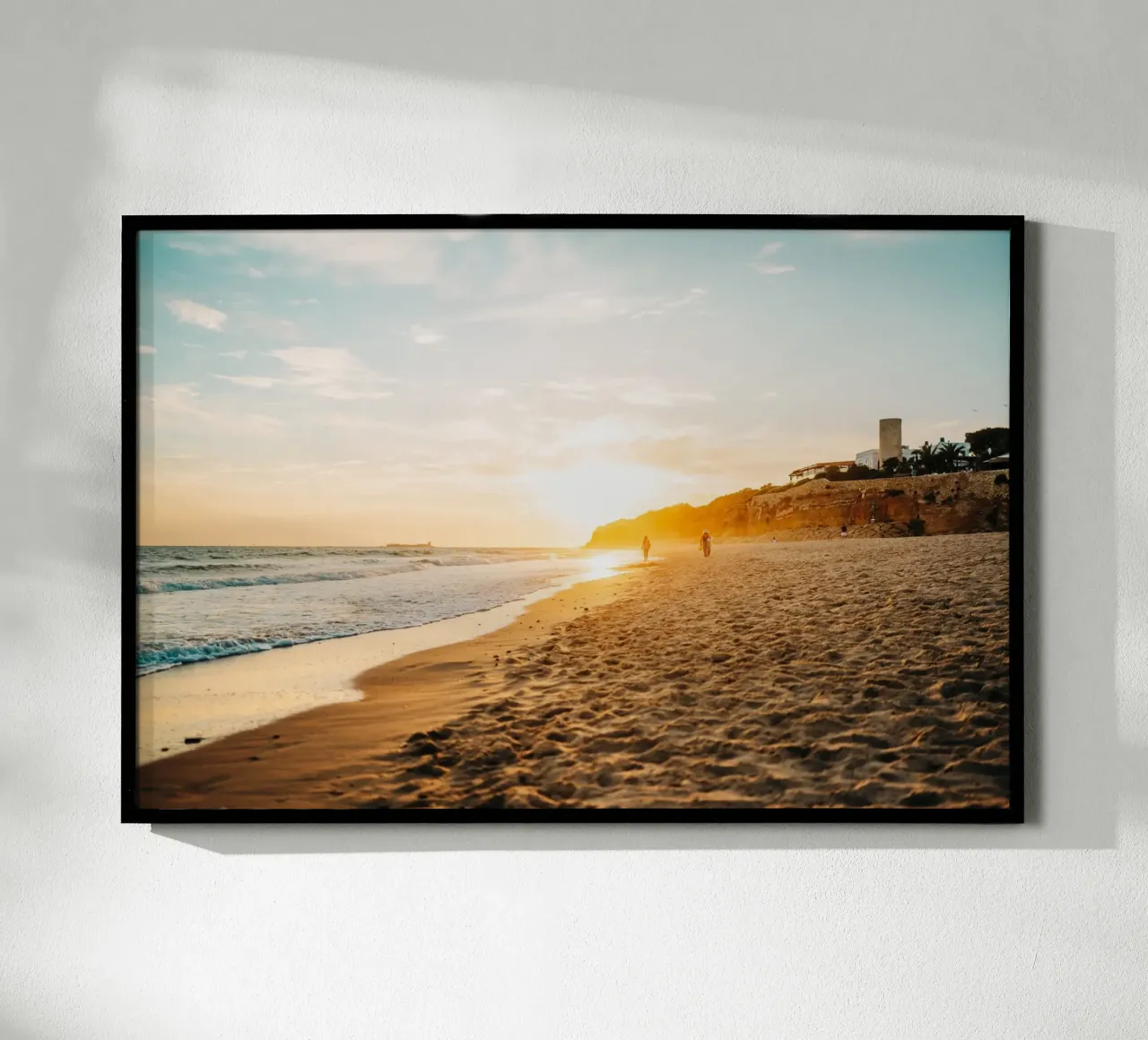 Tramonto su una spiaggia da sogno in Andalusia, Spagna poster da Bold and Retro