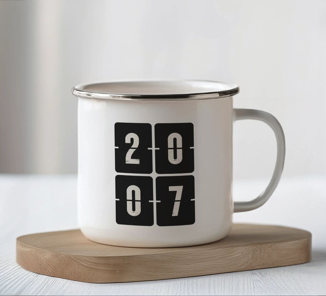 Anno 2007 tazza in smalto da Vintagrafica