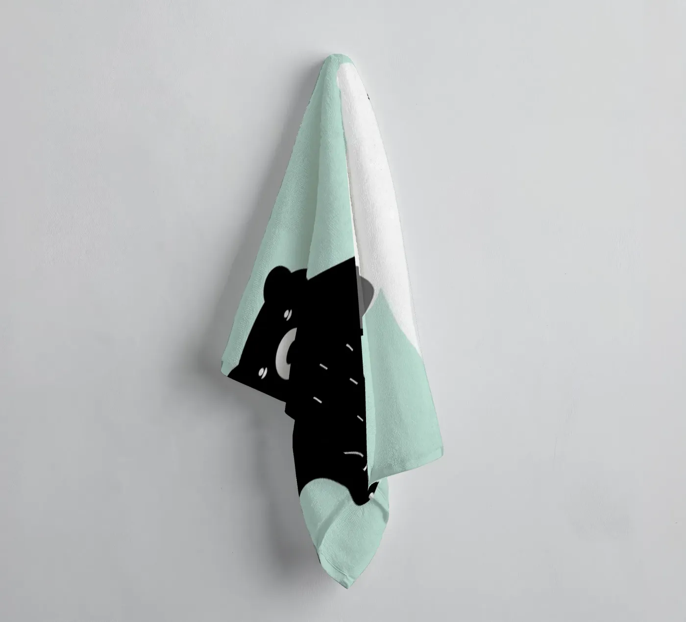 Two Bears Handtuch von Andy Westface