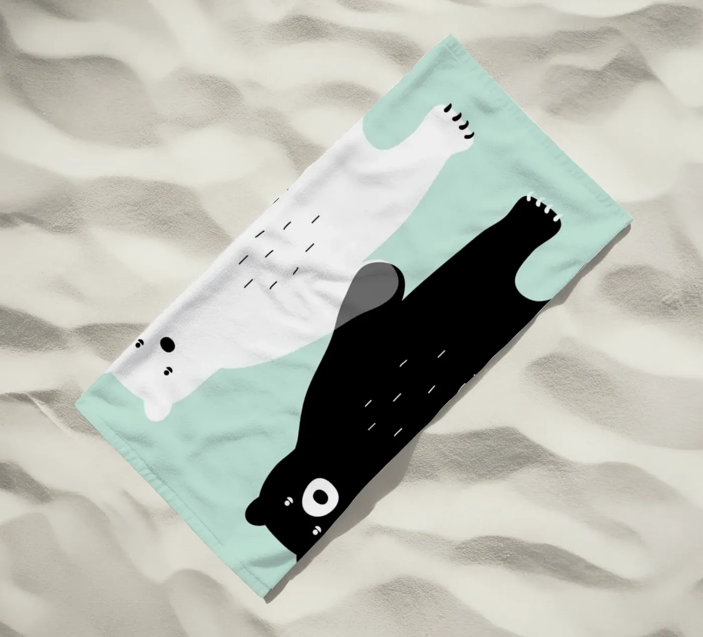 Twee Beren strandhanddoek van Andy Westface