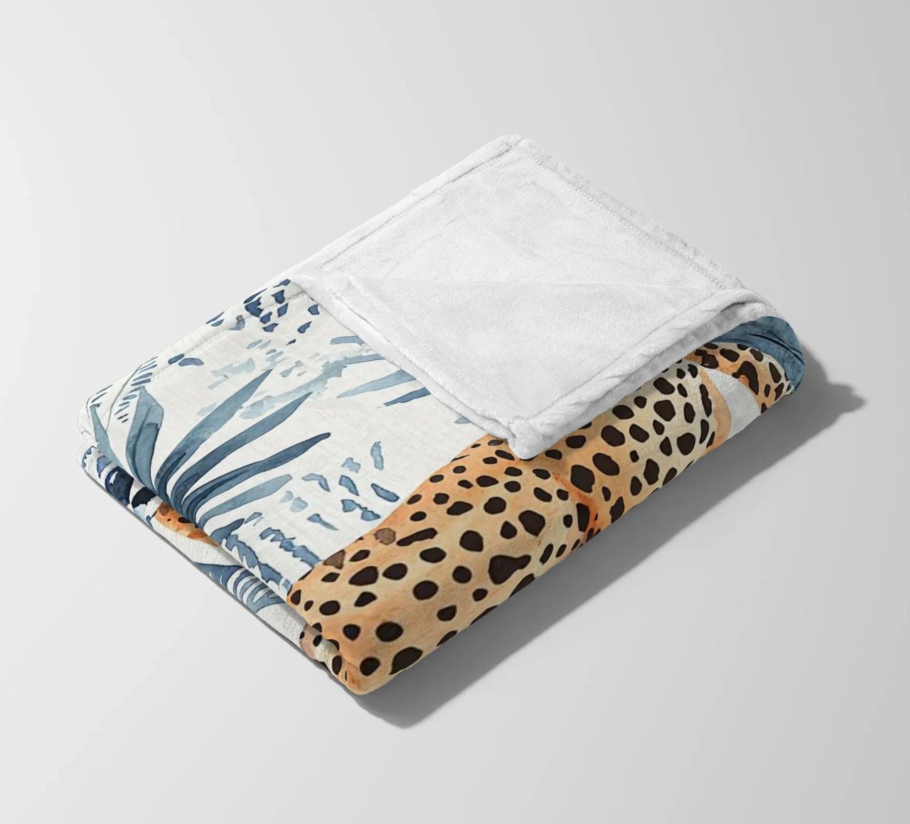 Boho Cheetah Abstract Print, Blauer Wandkunstdruck Fleecedecke von Boheme