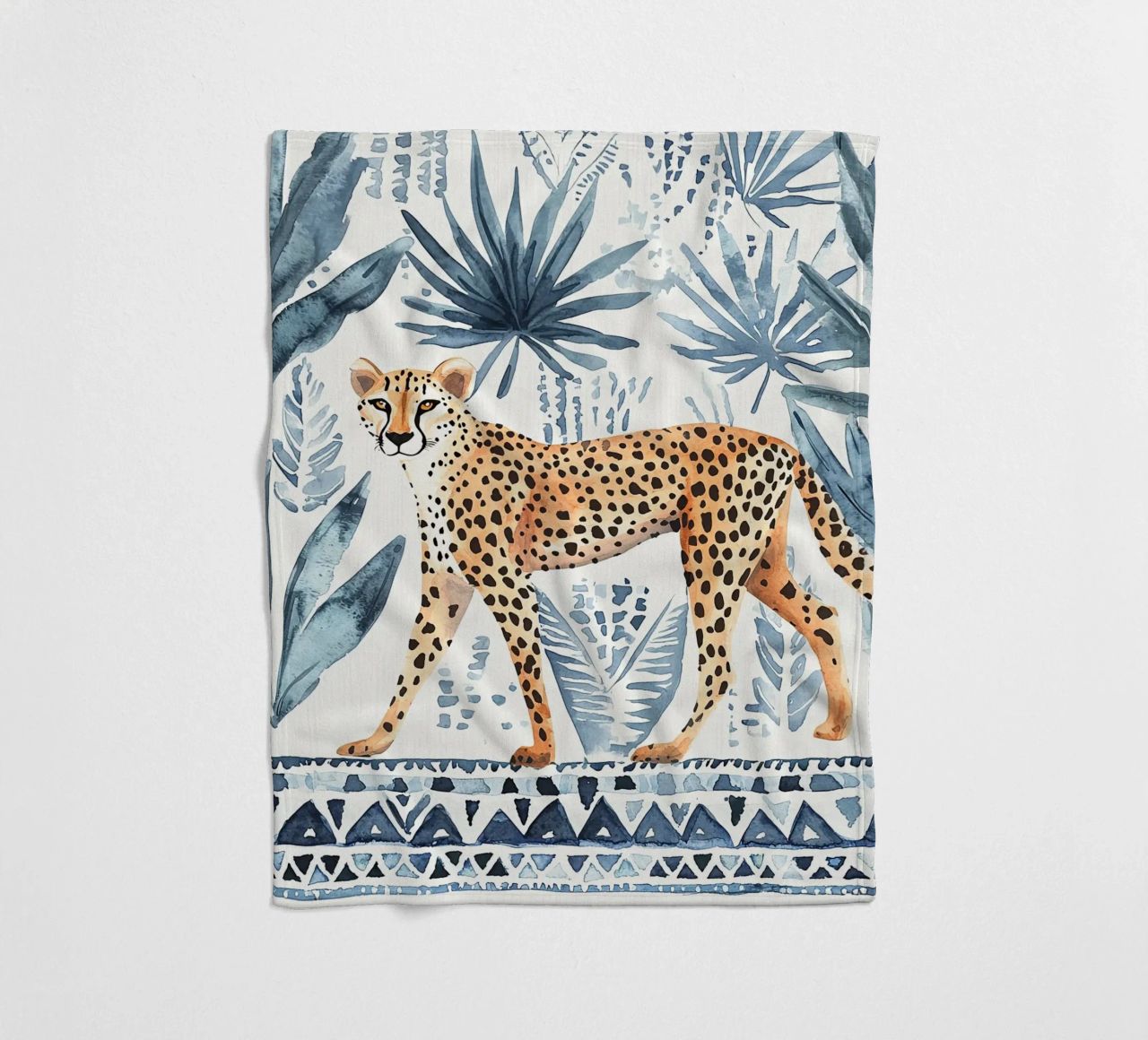 Boho Cheetah Abstract Print, Blauer Wandkunstdruck Fleecedecke von Boheme