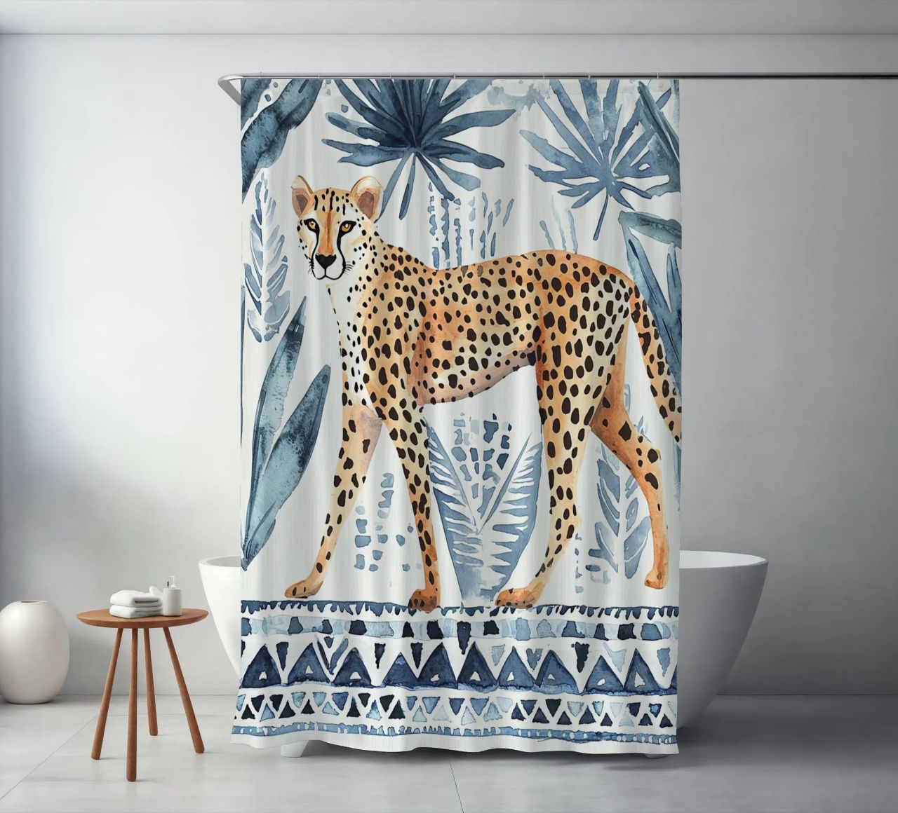 Boho Cheetah Abstract Print, Blauer Wandkunstdruck Duschvorhang von Boheme