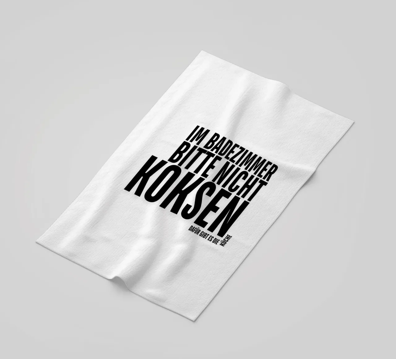 PER FAVORE, NON FATEVI DI COCA IN BAGNO. LA CUCINA SERVE A QUESTO. telo mare da ArtDesign by KBK