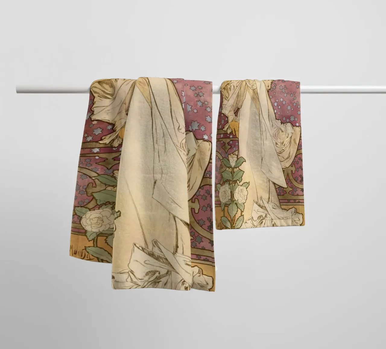 Alphonse Mucha - La signora delle camelie . 1896 asciugamano da bagno da Timeless Artworks
