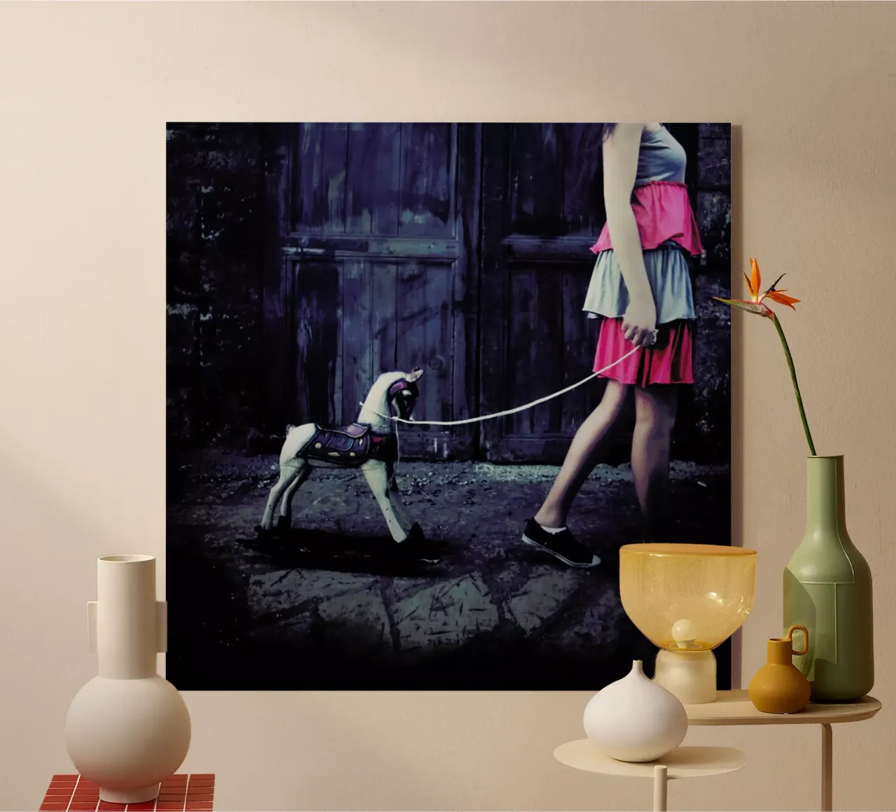 Dragging The Past plexiglass da Lara Zankoul