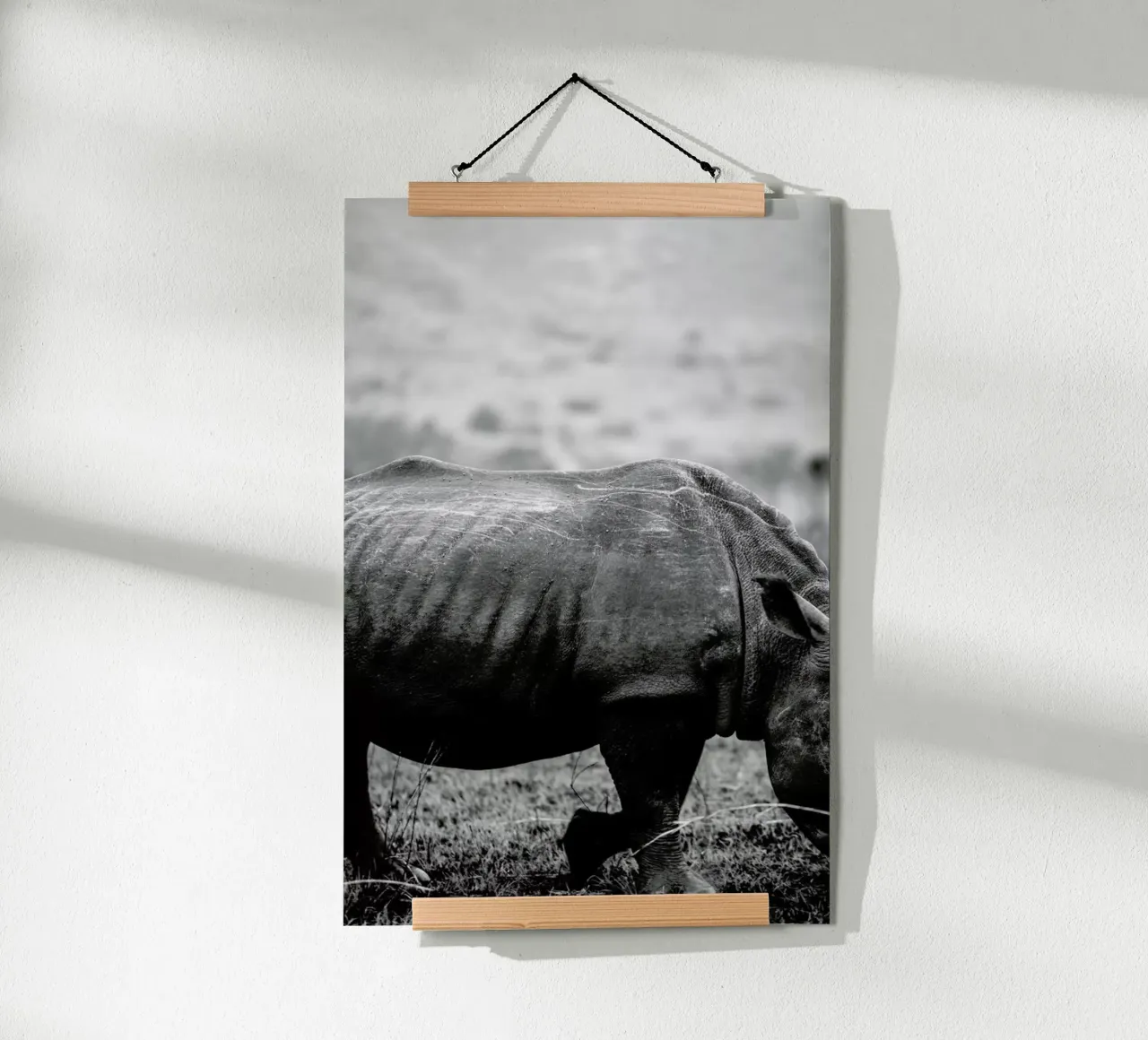 Black Rhino poster con telaio in plastica da Shot By Clint