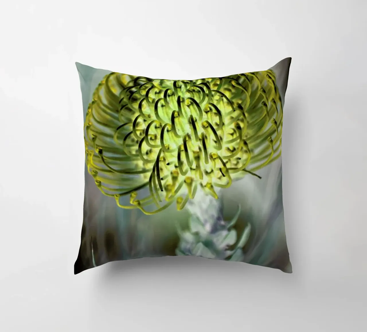 Pin Cushion 3 cuscino da Shot By Clint