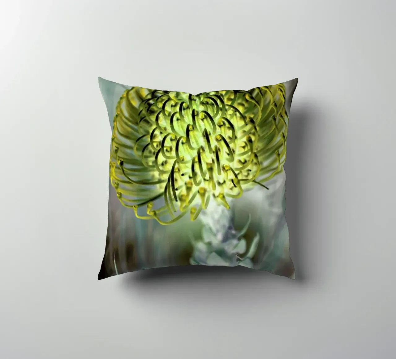 Pin Cushion 3 cuscino da Shot By Clint