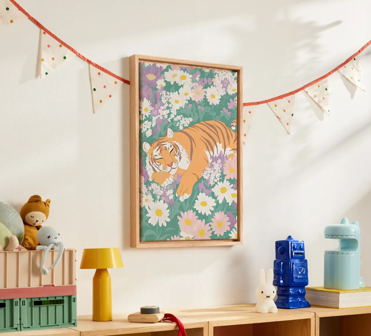 Pastel tijgerprint, wildlife poster, tijger in wilde bloemen canvas met Baklijst van Boheme