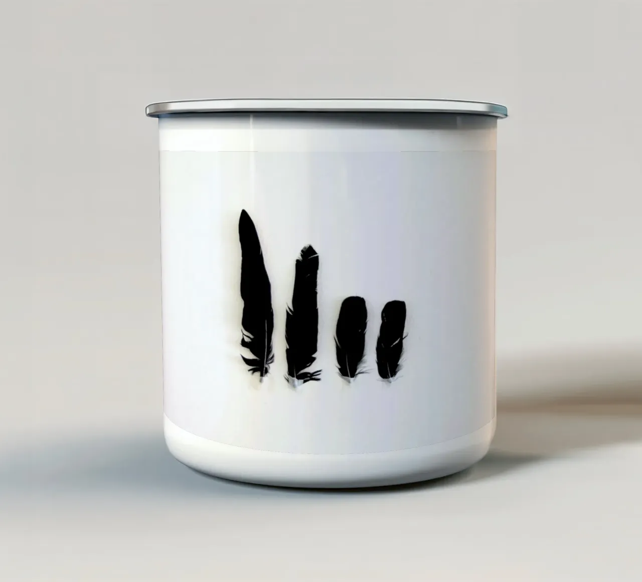 Black Feathers tazza in smalto da Miles of Light