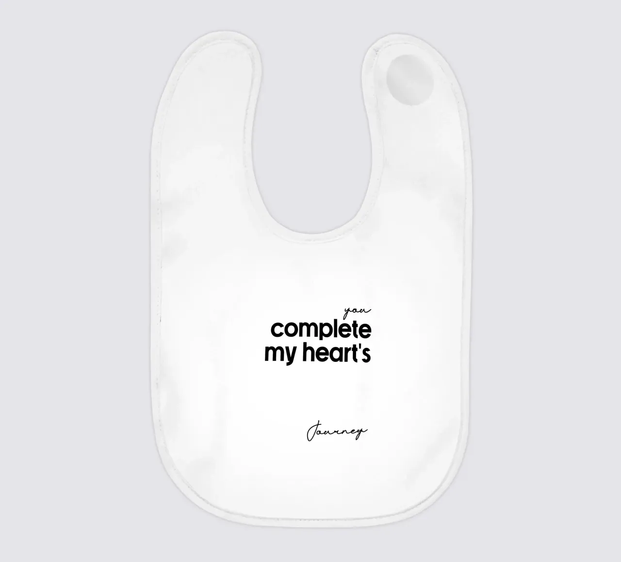 Tu completi il viaggio del mio cuore bavaglino da YV TYPOGRAPHY