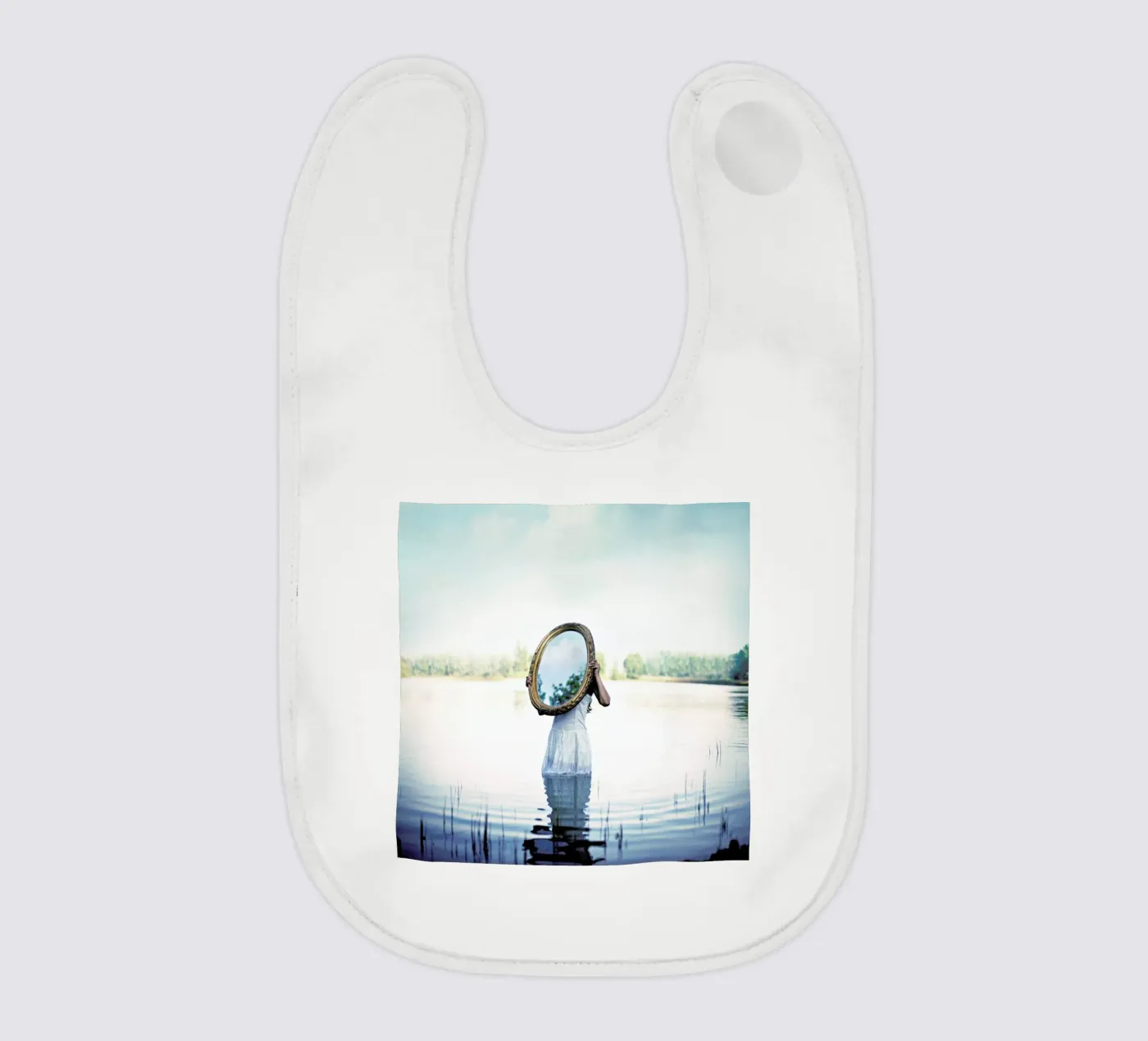 Reflections bavaglino da Lara Zankoul