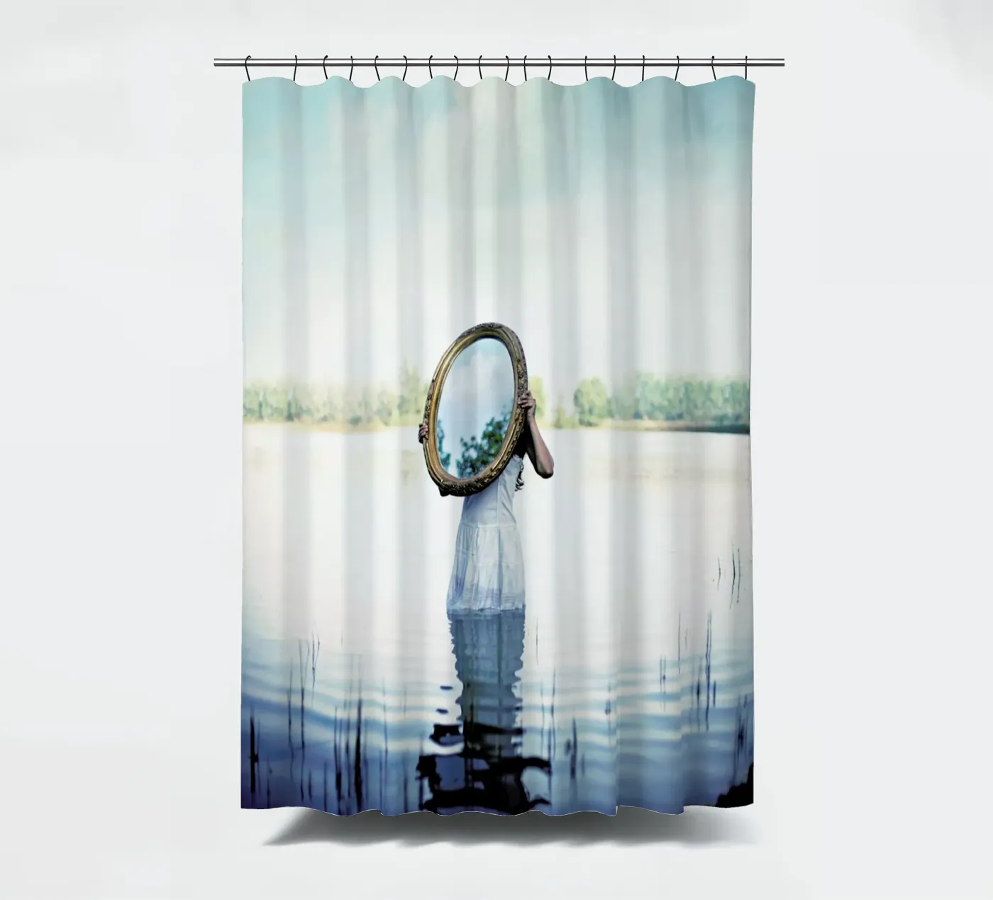 Reflections Duschvorhang von Lara Zankoul