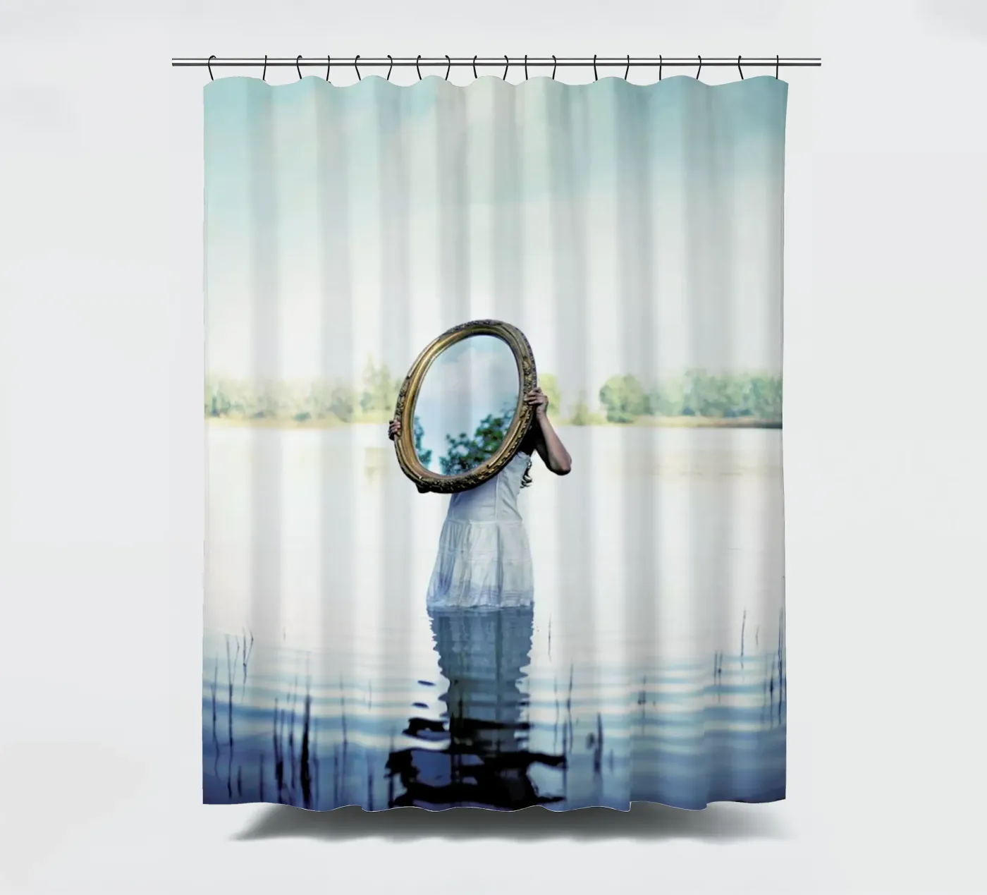 Reflections Duschvorhang von Lara Zankoul