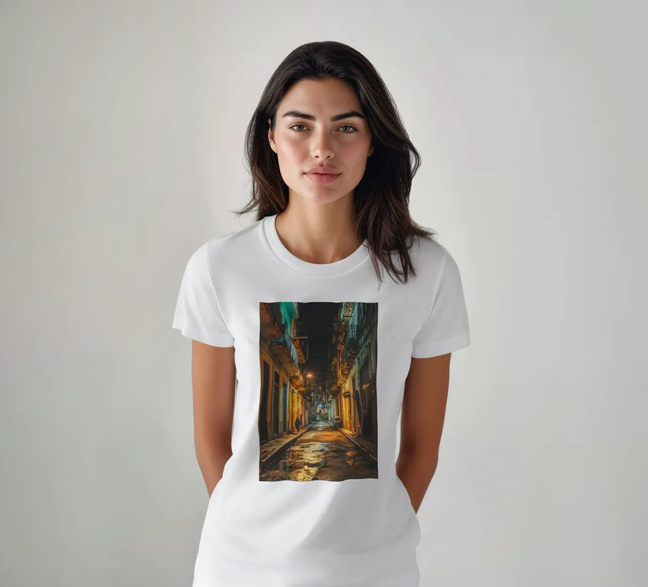 De gouden schaduwen van Havana t-shirt van By Night