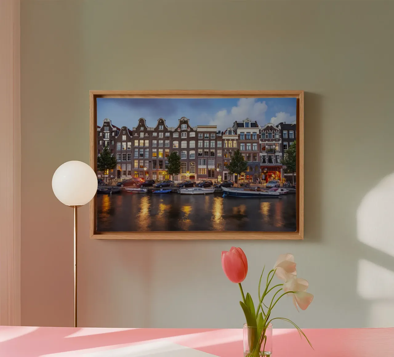 Gracht in Amsterdam tela con Cornice a cassetta da Reisefotografie - Bilder aus aller Welt