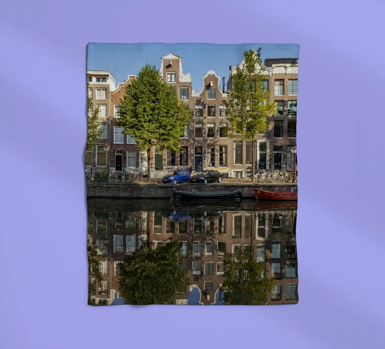 Gracht in Amsterdam coperta in pile da Reisefotografie - Bilder aus aller Welt