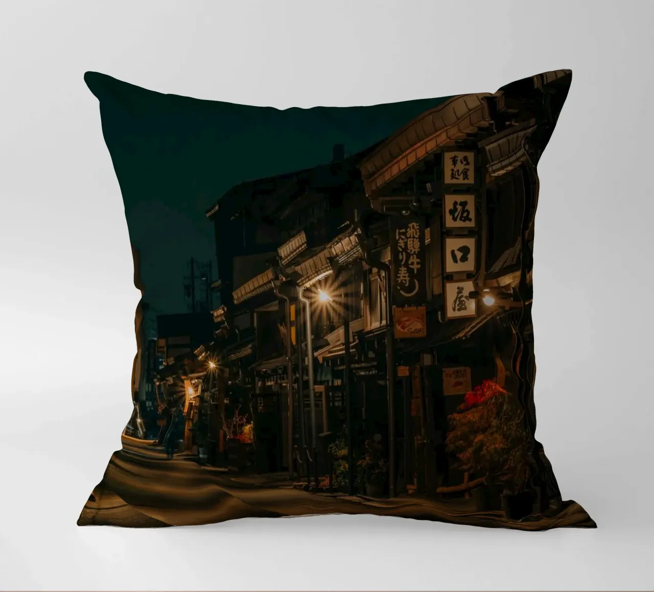 Takayama di notte, Giappone cuscino da Marcel Bisig