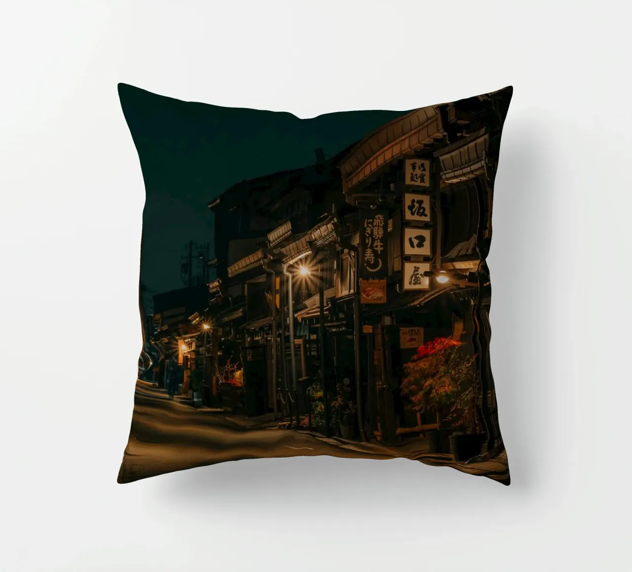 Takayama di notte, Giappone cuscino da Marcel Bisig
