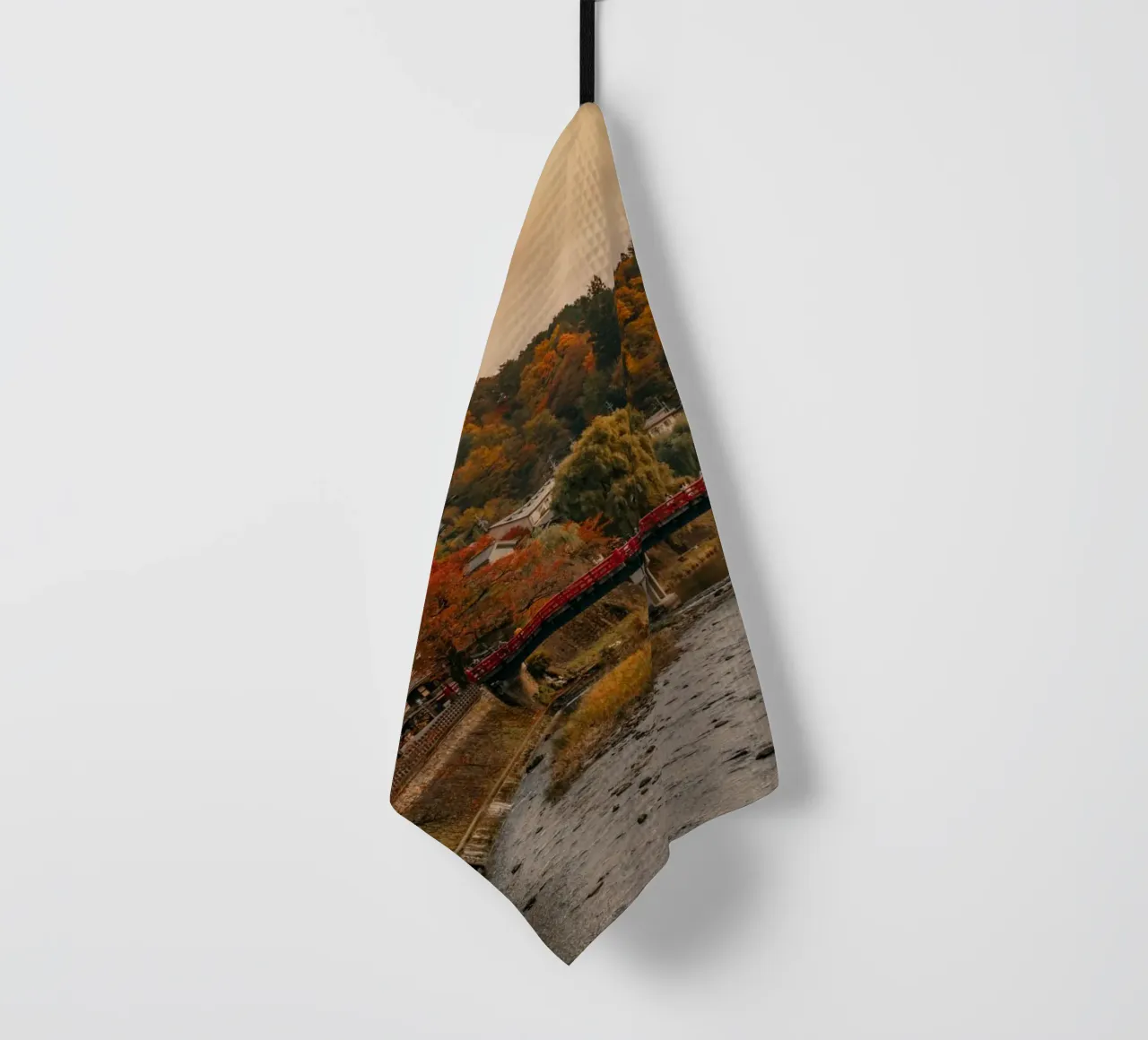 Autunno a Takayama, Giappone canovaccio da cucina da Marcel Bisig