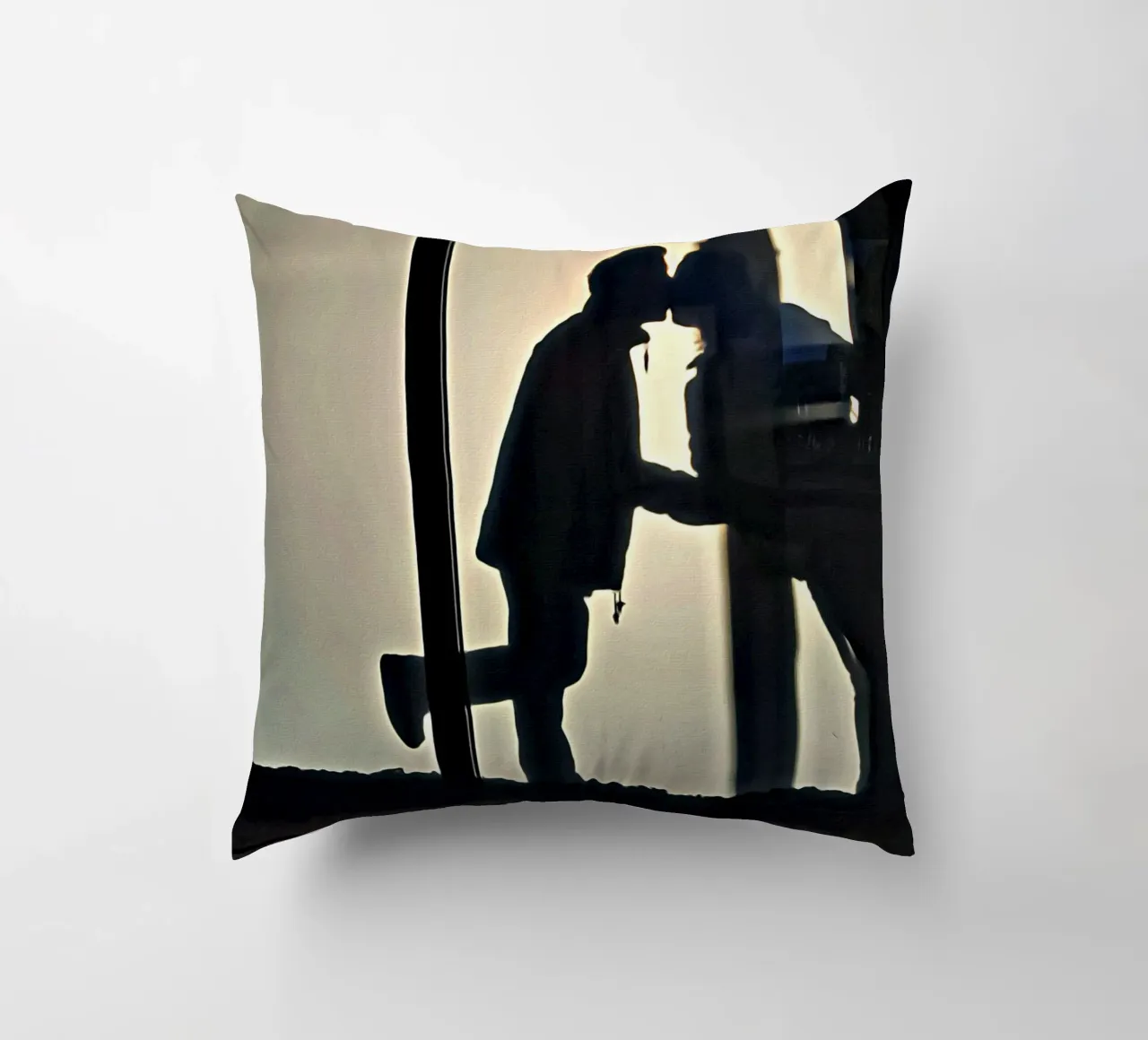 Il bacio cuscino da Massimo Frascogna