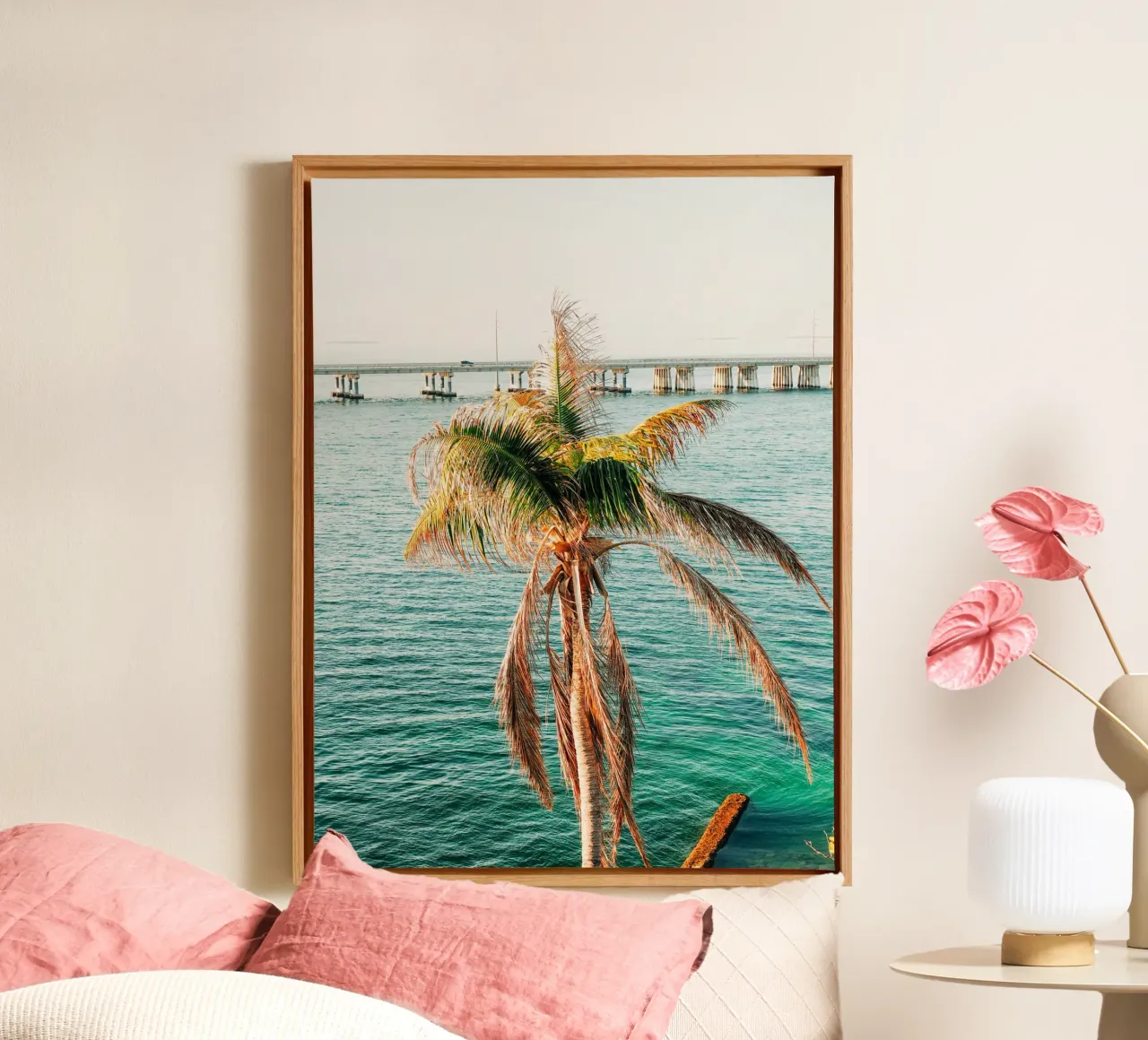 Florida Keys, Palma tropicale - Vista sull'oceano e sul ponte tela con Cornice a cassetta da Bold and Retro