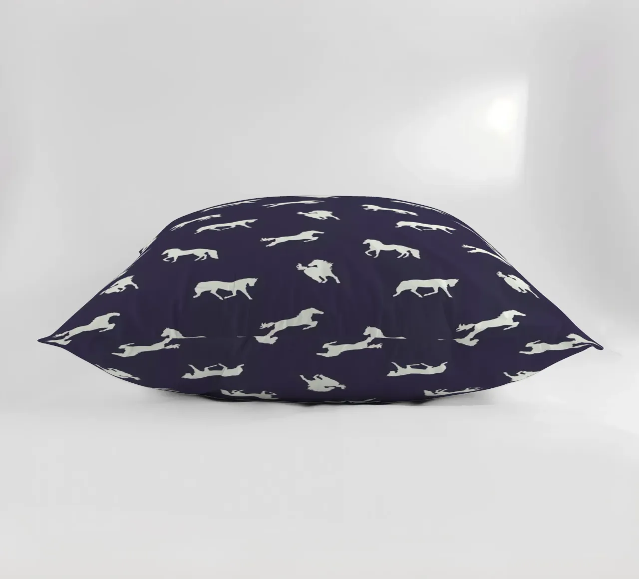 Horse print (Navy slate) cuscino da Jacqueline Maldonado