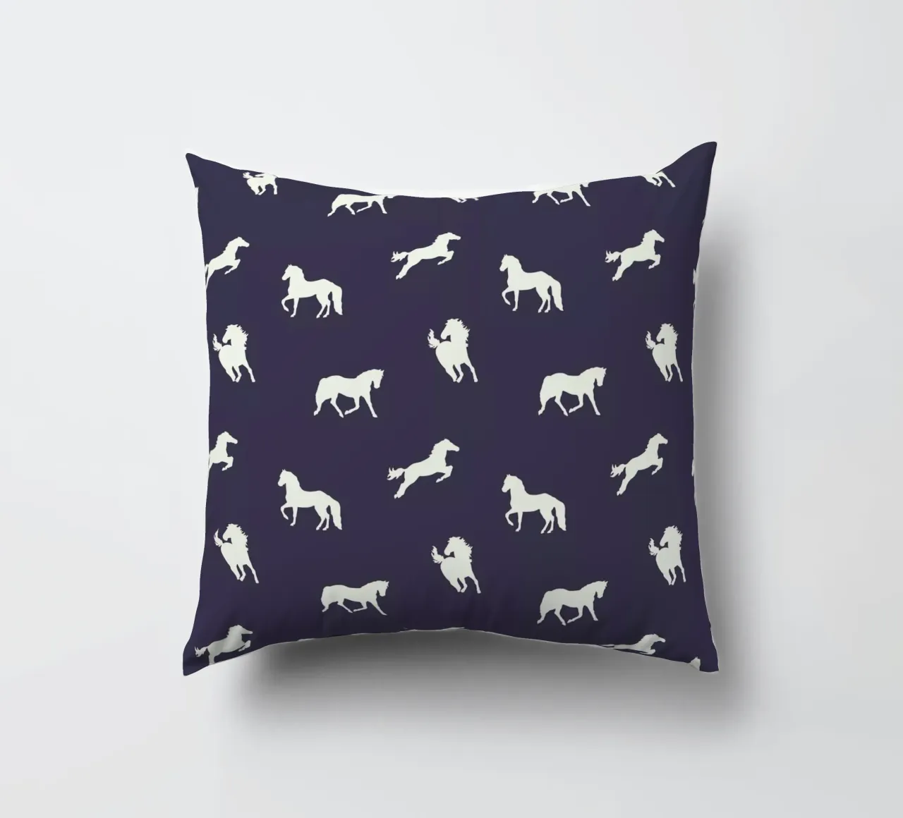 Horse print (Navy slate) cuscino da Jacqueline Maldonado