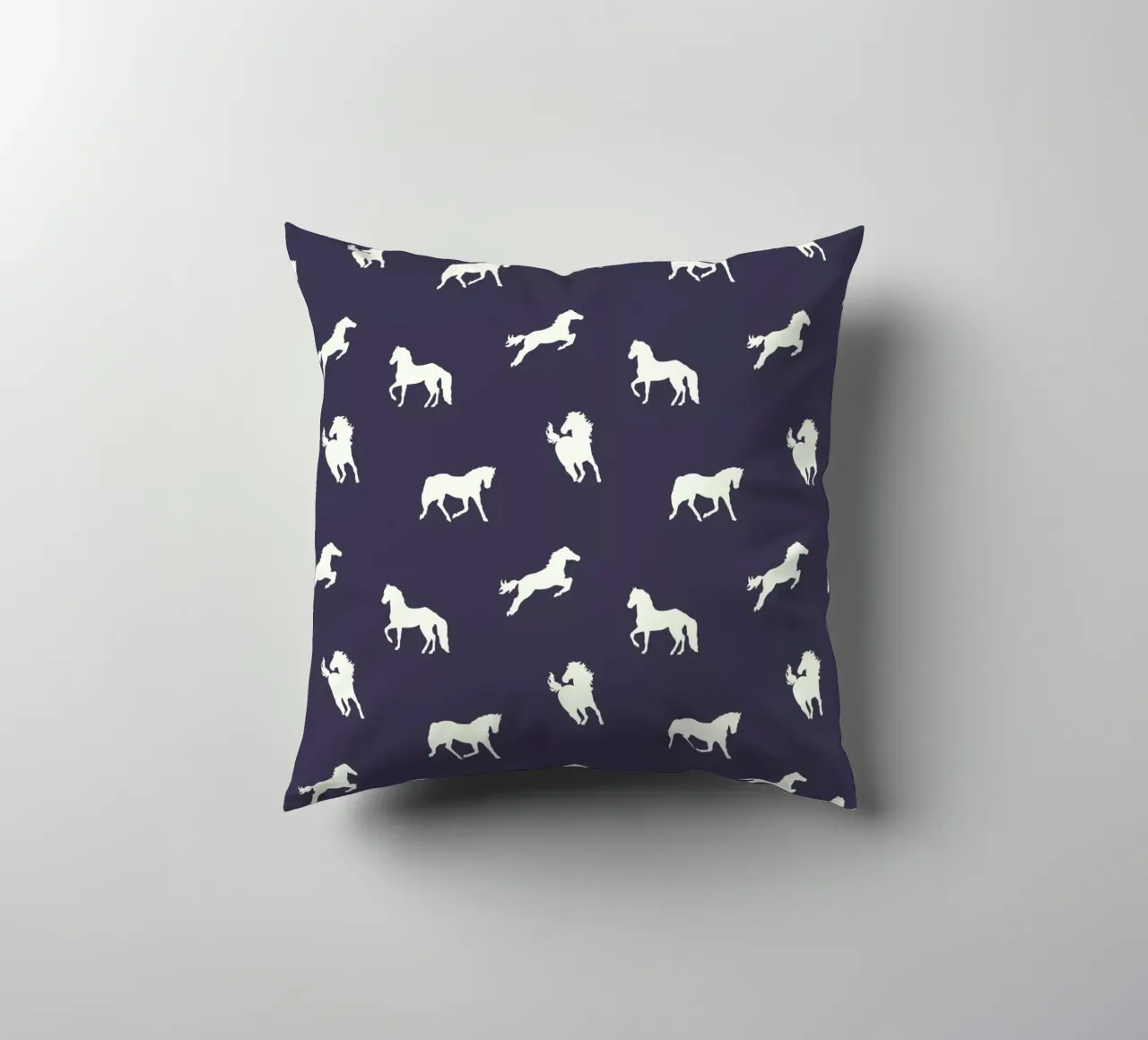 Horse print (Navy slate) cuscino da Jacqueline Maldonado