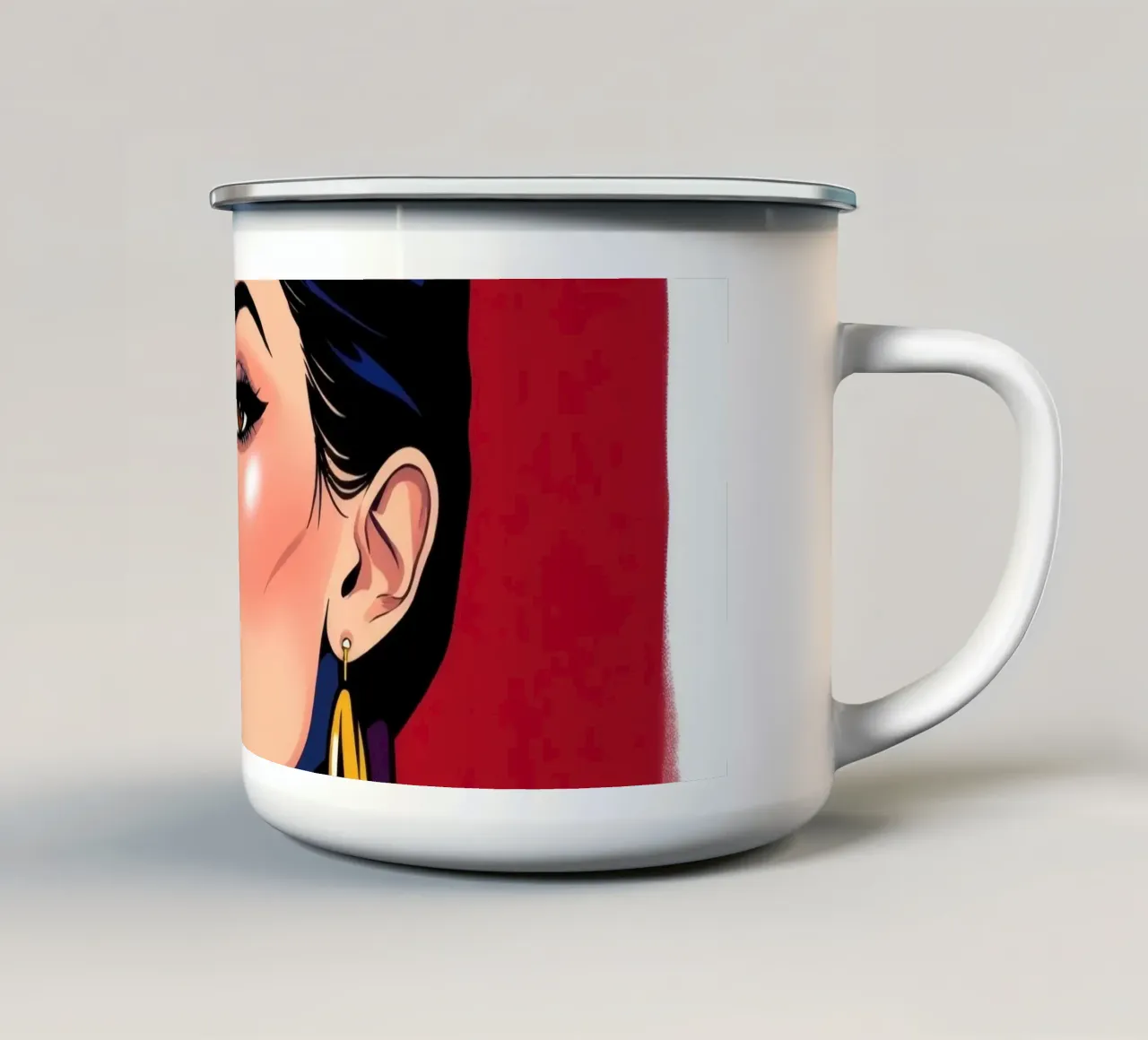 Ritratto elegante di una donna con trucco e accessori audaci tazza in smalto da DesignDoodle