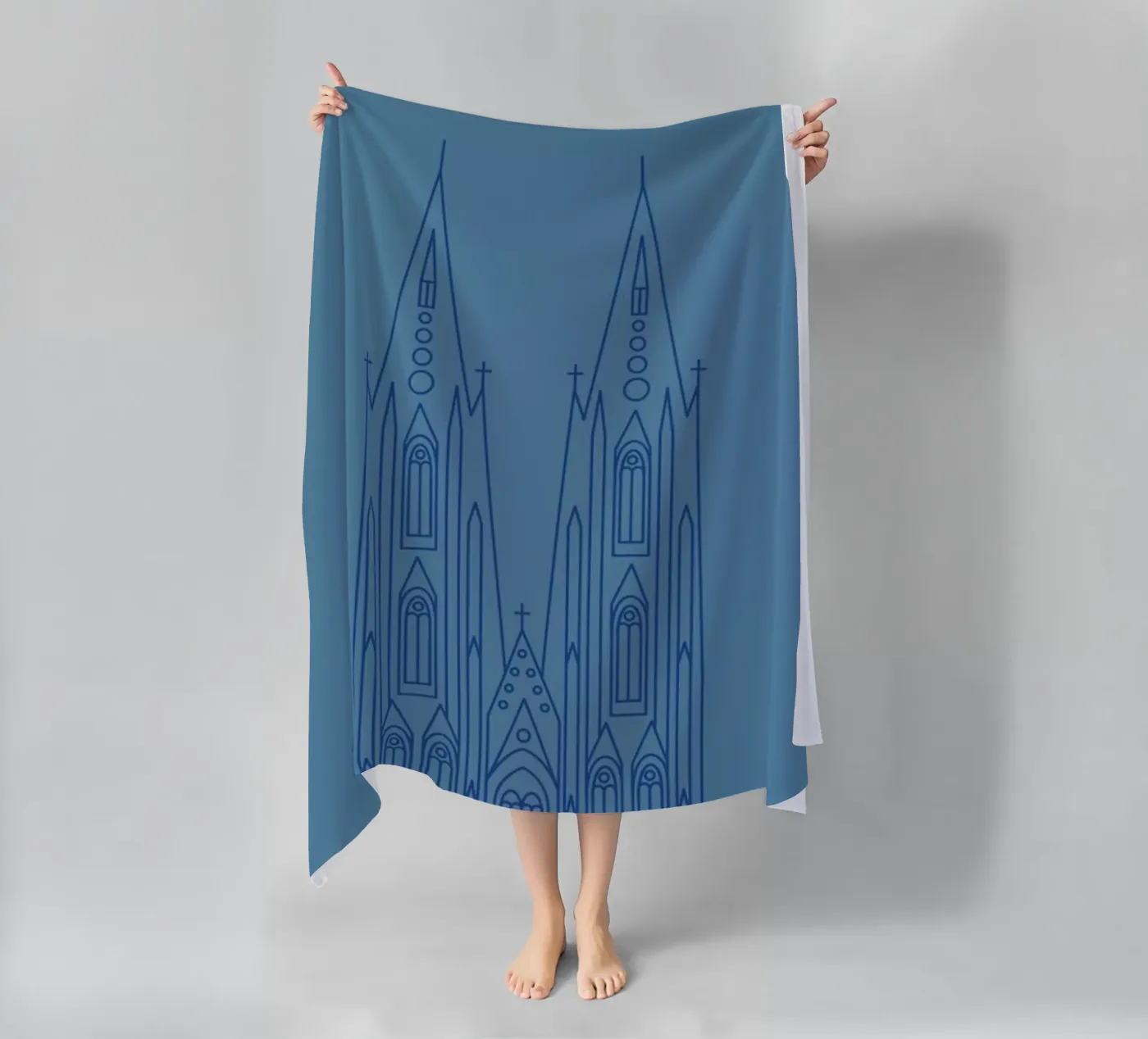 Cologne beach towel by Sara Signorini