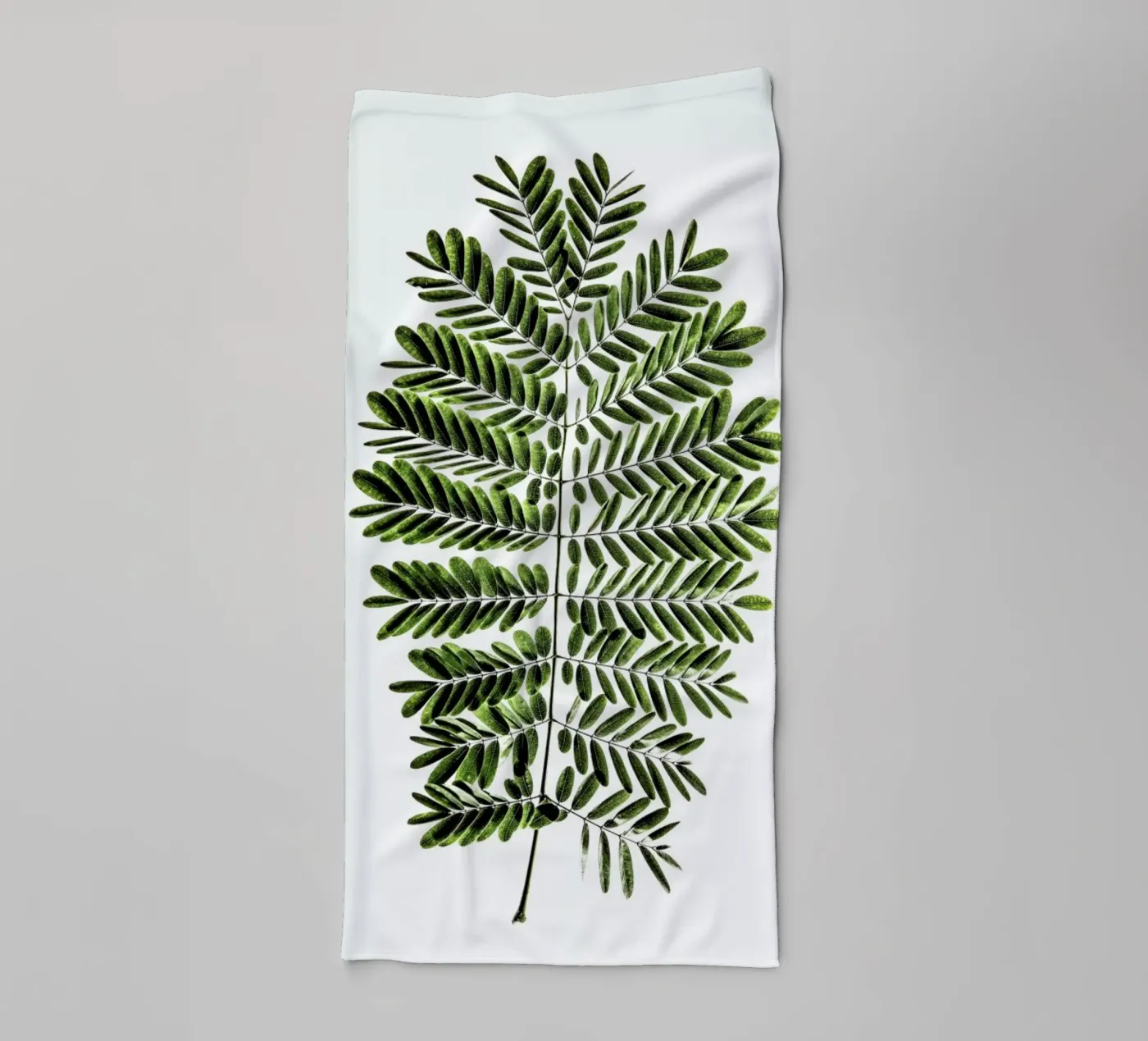 Leaf Study 2 badhanddoek van Shot By Clint