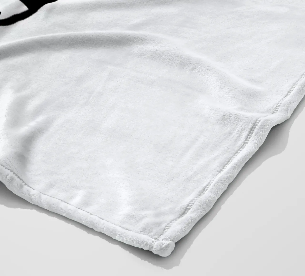 Cool fleece blanket by Herzette