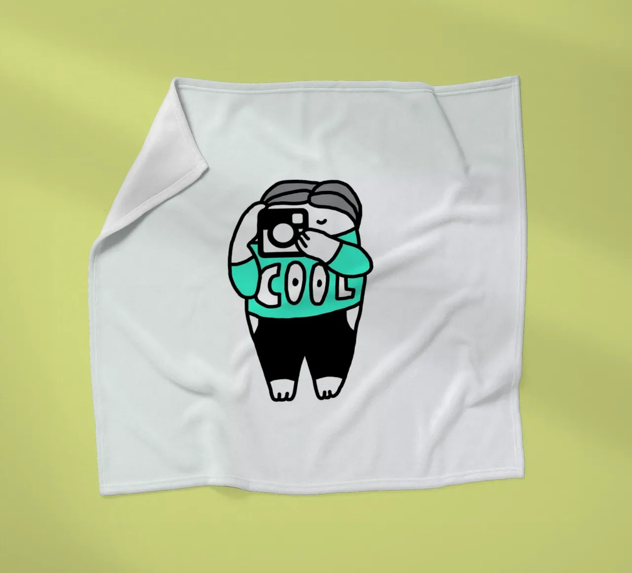 Cool fleece blanket by Herzette