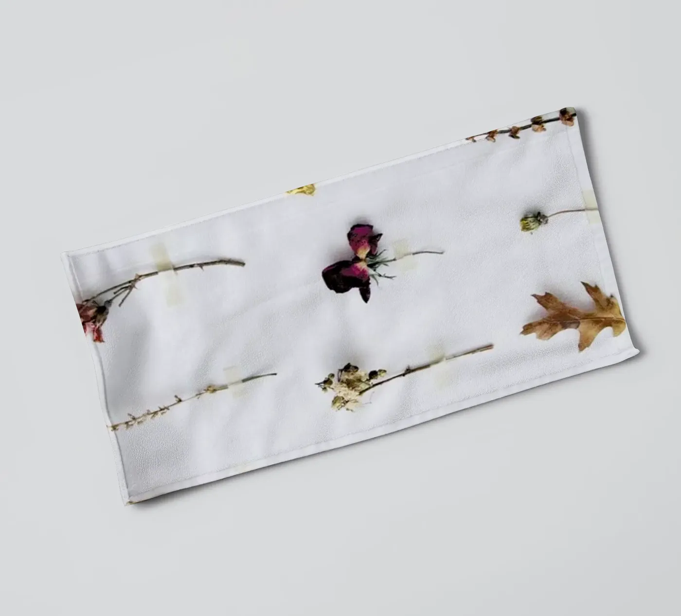 Flora Study badhanddoek van Miles of Light