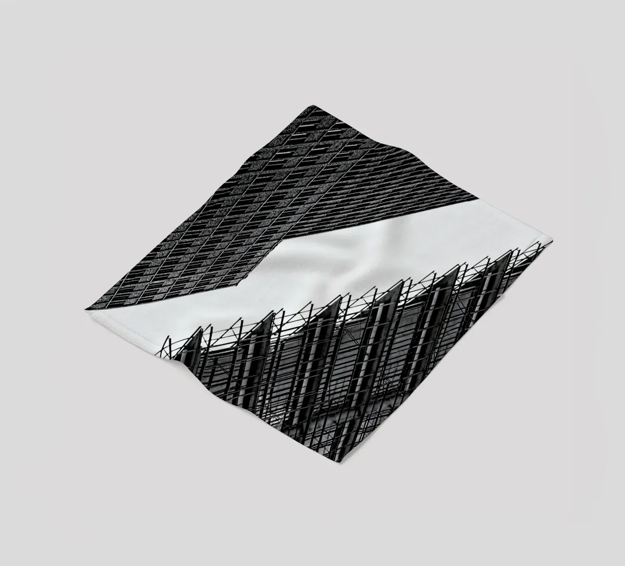 Collisionism coperta in pile da Efacts Photography