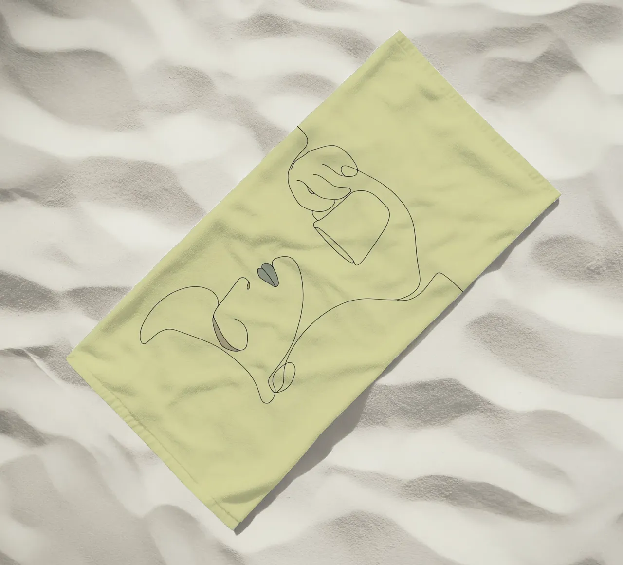 Disegno lineare minimalista di una donna che beve il caffè | Moderno telo mare da Viv Line Art