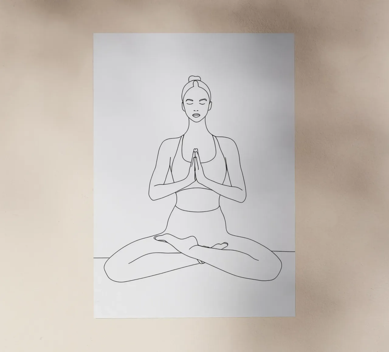 Disegno lineare minimalista di una donna in posizione yoga | Addominali moderni pellicola backlit da Viv Line Art