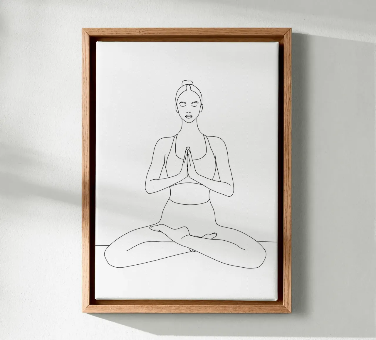 Disegno lineare minimalista di una donna in posizione yoga | Addominali moderni tela con Cornice a cassetta da Viv Line Art