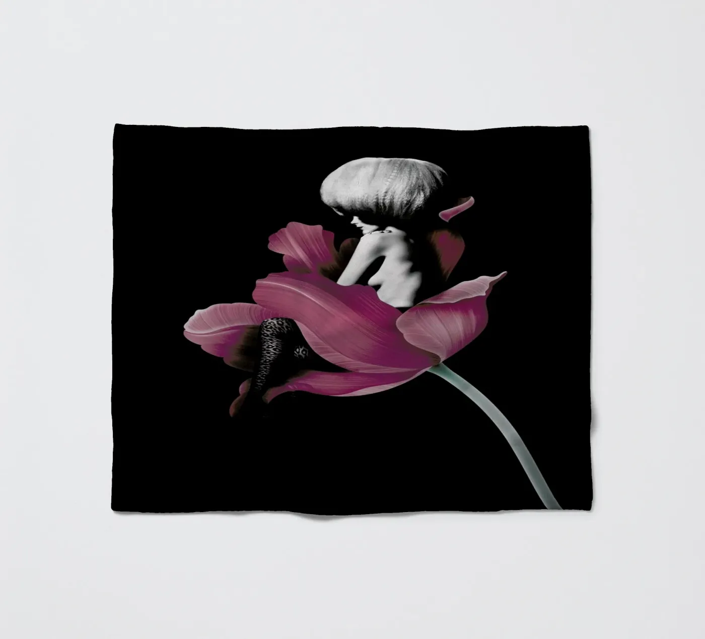 Parfum for You 4 fleece blanket by Paste in Place