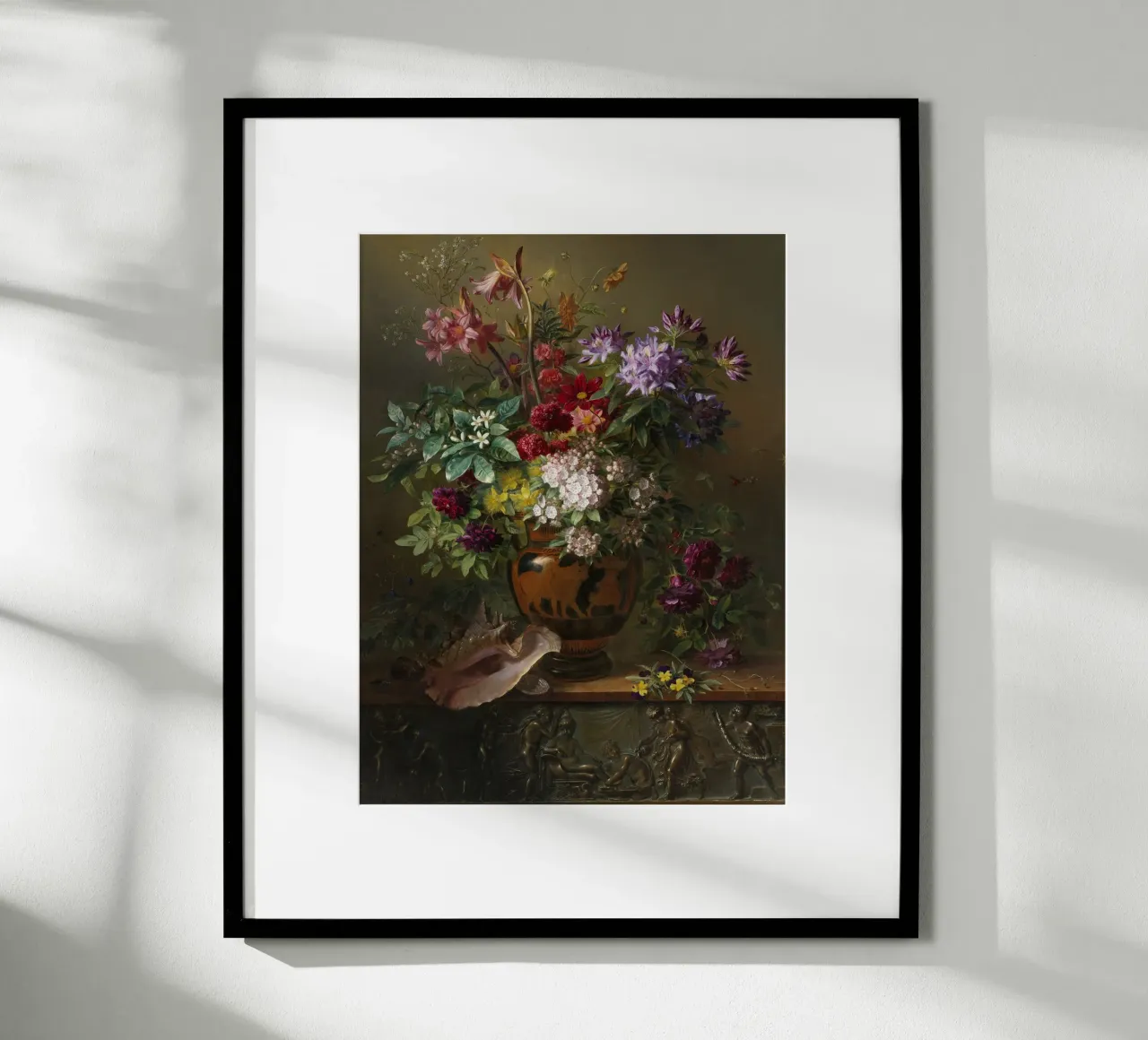 Natura morta con fiori in un vaso greco - Allegoria della primavera carta hahnemühle da Timeless Artworks